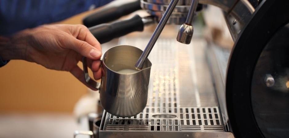 Latte Art-MAKR Coffee